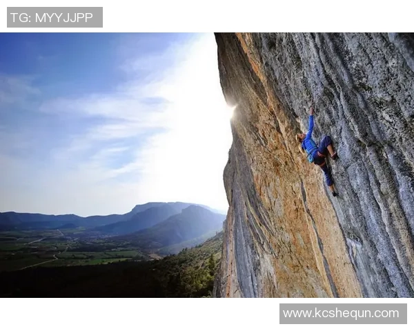 广州攀岩队在全国耐力排行榜中荣获第六名展现出色实力与团队精神 广州攀岩队在全国耐力排行榜中荣获第六名展现出色实力与团队精神